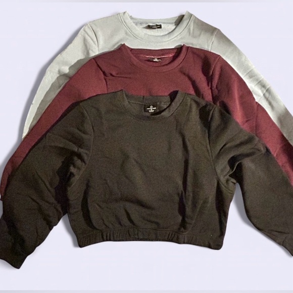 Essentials 3 PACK: WOMEN'S FLEECE CROPPED SWEATSHIRTS Size 1X - NEW - Picture 2 of 8